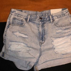 BRAND NEW AMERICAN EAGLE SHORTS